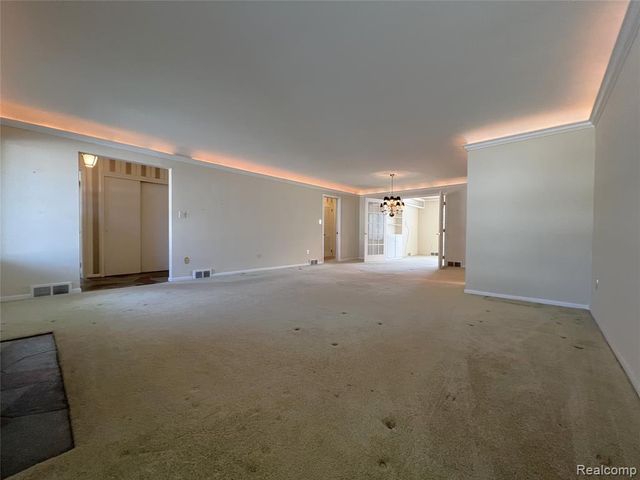 505 Anita Avenue, Grosse Pointe, MI 48236