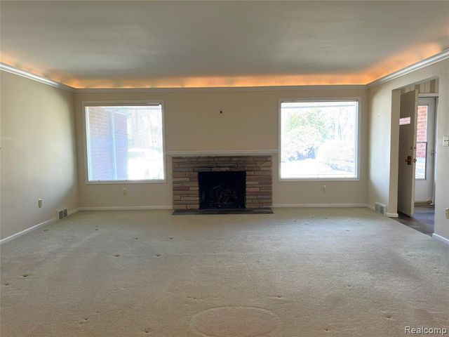 505 Anita Avenue, Grosse Pointe, MI 48236