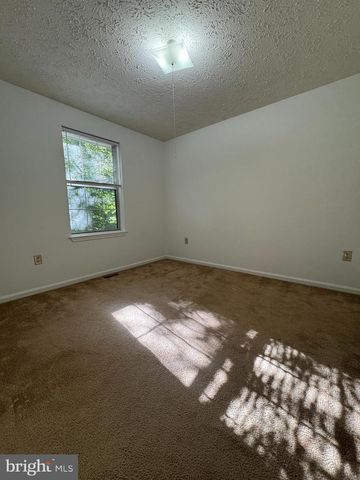 6507 ALOPEX CT, Waldorf, MD 20603