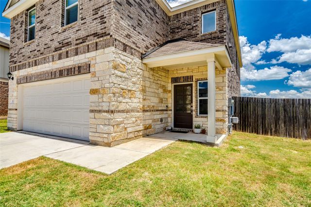 572 Pepperbark LOOP, Buda, TX 78610