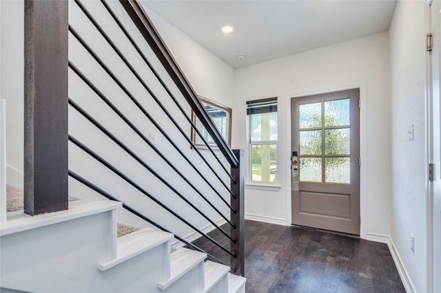 572 Pepperbark LOOP, Buda, TX 78610