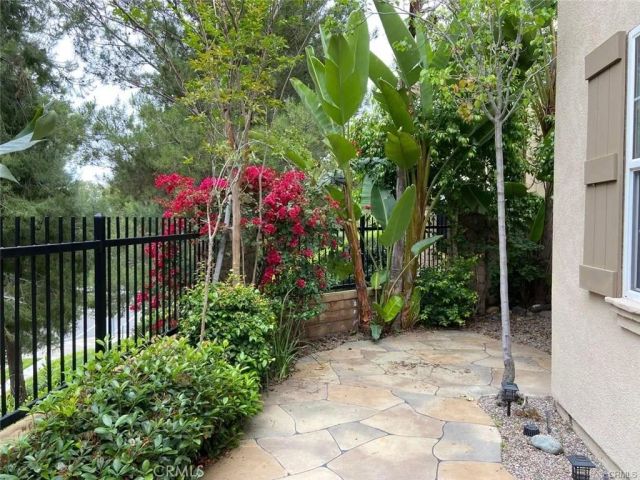 313 Tall Oak, Irvine, CA 92603