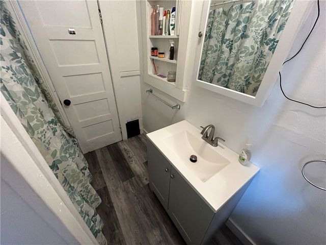 81 Lenox Street, Rochester, NY 14611