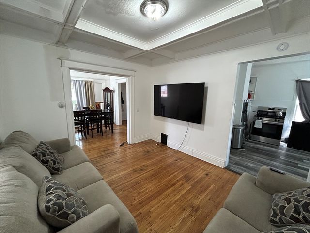 81 Lenox Street, Rochester, NY 14611