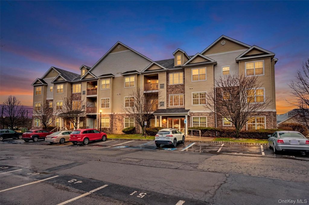 935 Tower Ridge Circle, Middletown, NY 10941