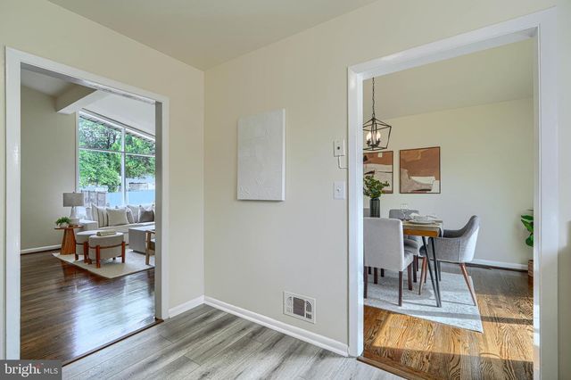 2831 RONA RD, Baltimore, MD 21207