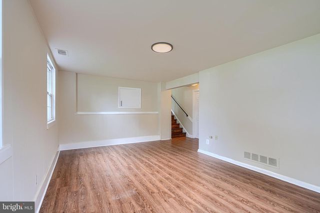 2831 RONA RD, Baltimore, MD 21207