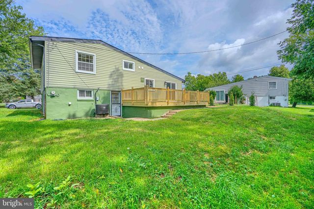 2831 RONA RD, Baltimore, MD 21207