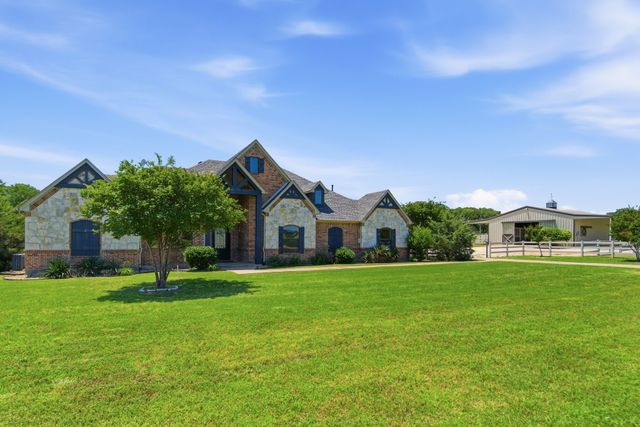 7621 Bruce Road, Aubrey, TX 76227