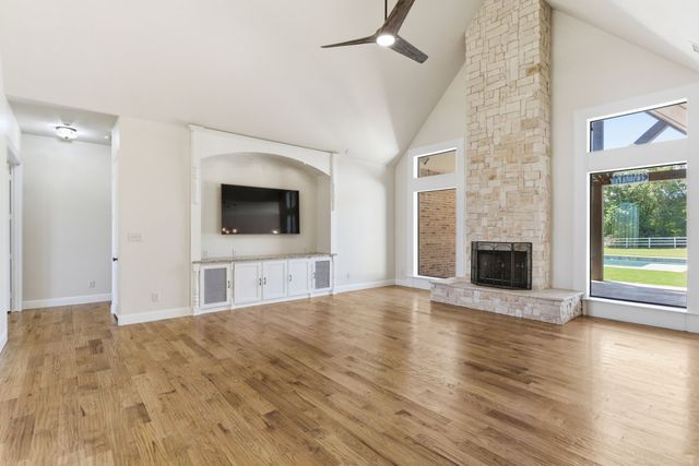 7621 Bruce Road, Aubrey, TX 76227