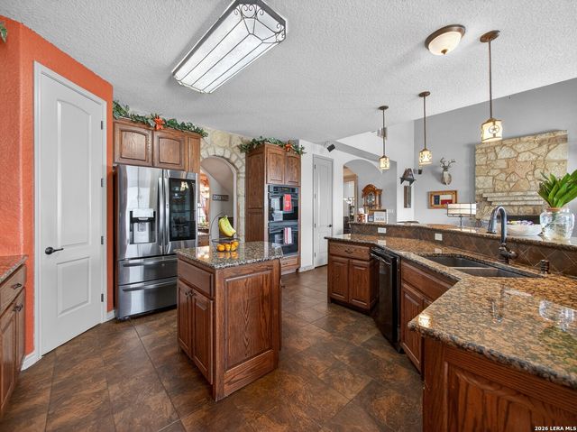 1691 Circle Acres, Bulverde, TX 78163