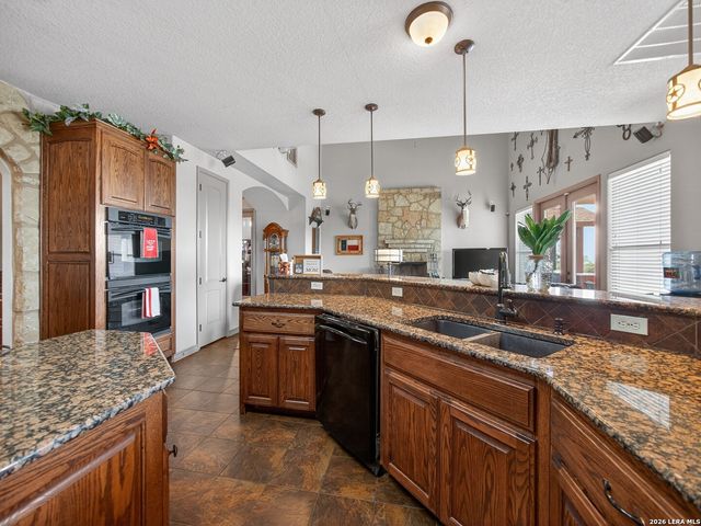 1691 Circle Acres, Bulverde, TX 78163