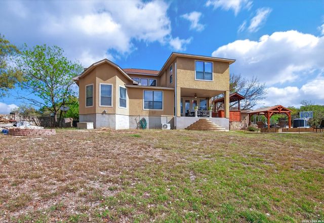 1691 Circle Acres, Bulverde, TX 78163