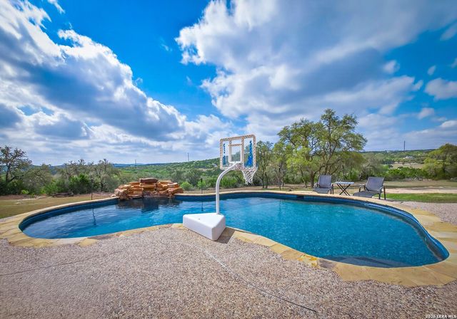 1691 Circle Acres, Bulverde, TX 78163