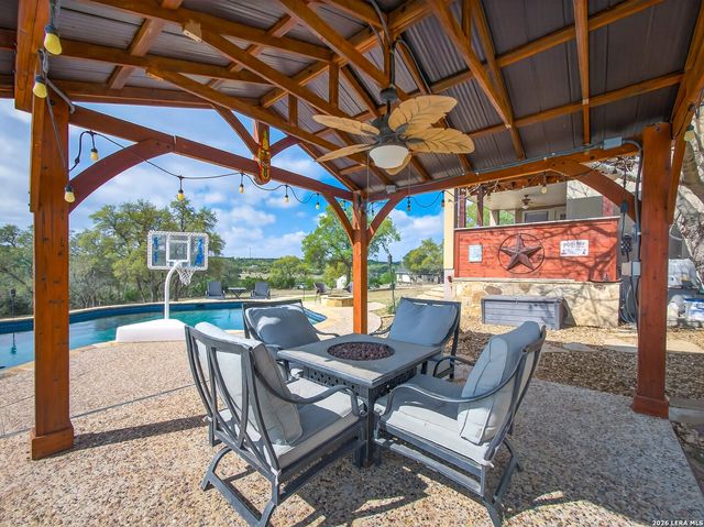 1691 Circle Acres, Bulverde, TX 78163