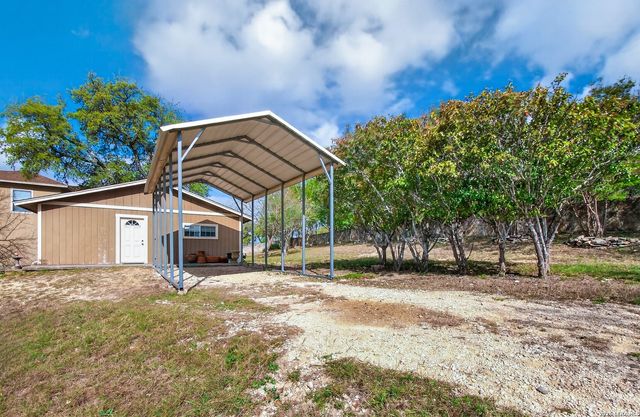 1691 Circle Acres, Bulverde, TX 78163