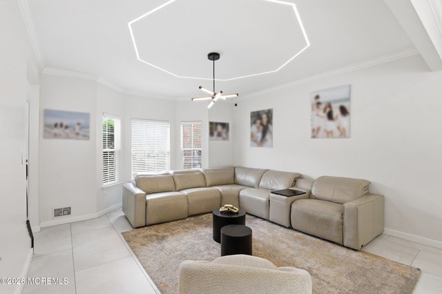 19 Susie Lane, Jackson, NJ 08527