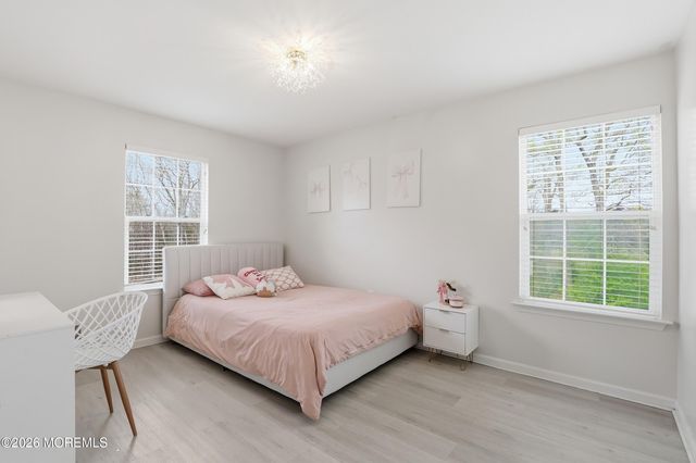 19 Susie Lane, Jackson, NJ 08527
