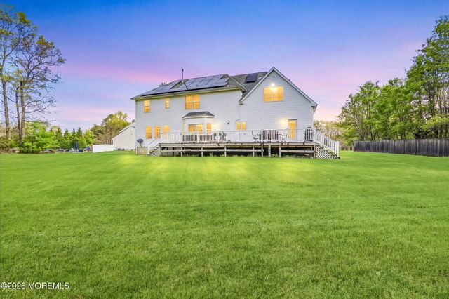 19 Susie Lane, Jackson, NJ 08527