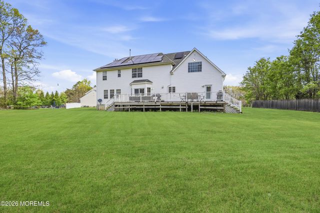 19 Susie Lane, Jackson, NJ 08527