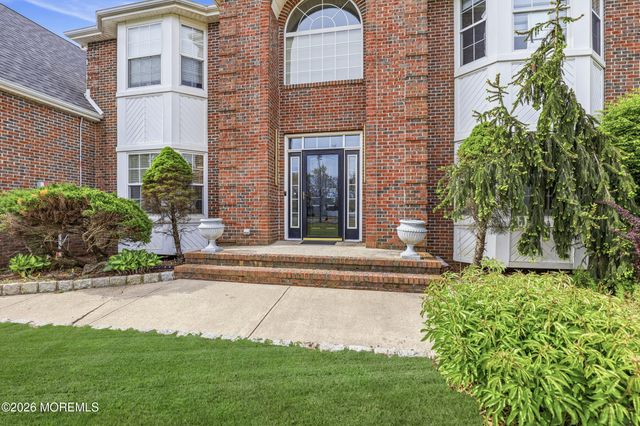 19 Susie Lane, Jackson, NJ 08527