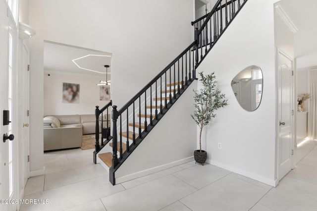 19 Susie Lane, Jackson, NJ 08527