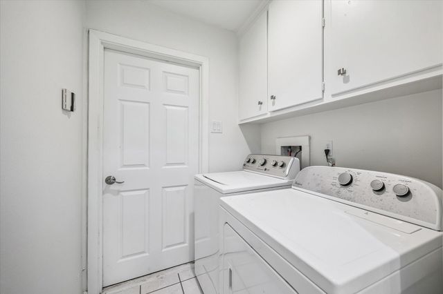 9319 Meadowcroft Drive, Houston, TX 77063