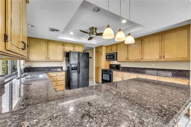 72355 Roxbury Drive, Rancho Mirage, CA 92270