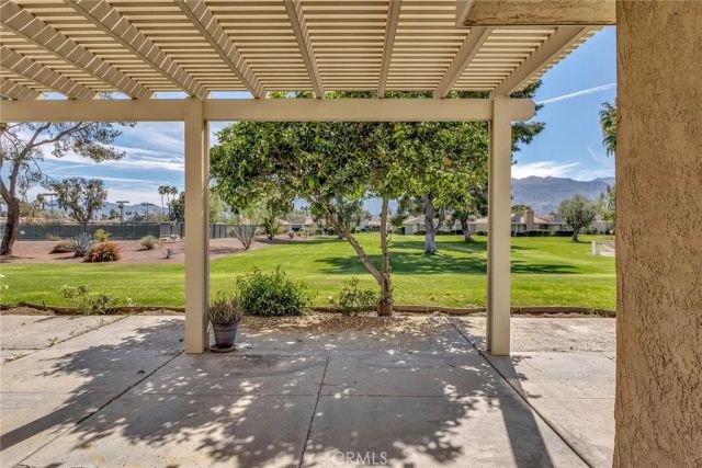 72355 Roxbury Drive, Rancho Mirage, CA 92270