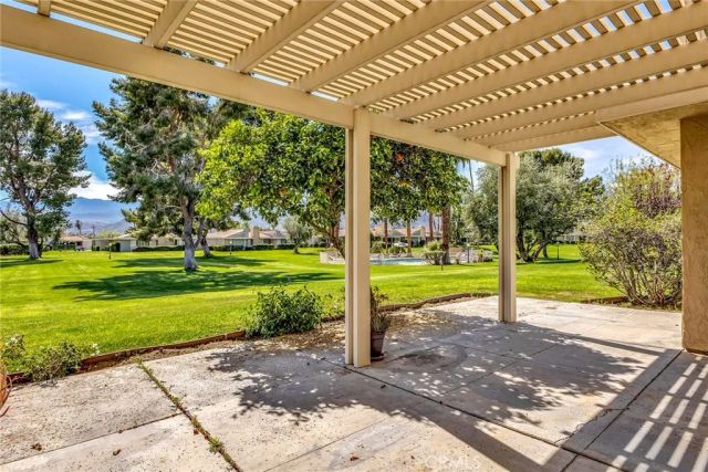 72355 Roxbury Drive, Rancho Mirage, CA 92270