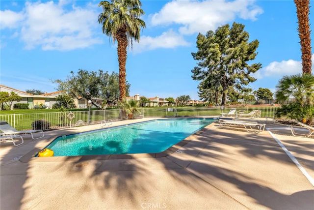 72355 Roxbury Drive, Rancho Mirage, CA 92270
