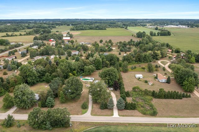 5479 W 80th Street, Fremont, MI 49412