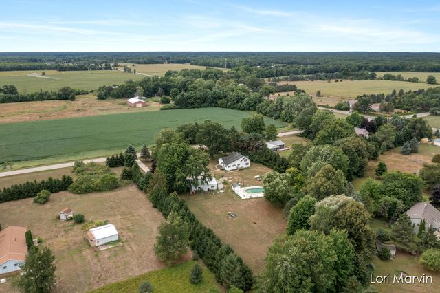 5479 W 80th Street, Fremont, MI 49412