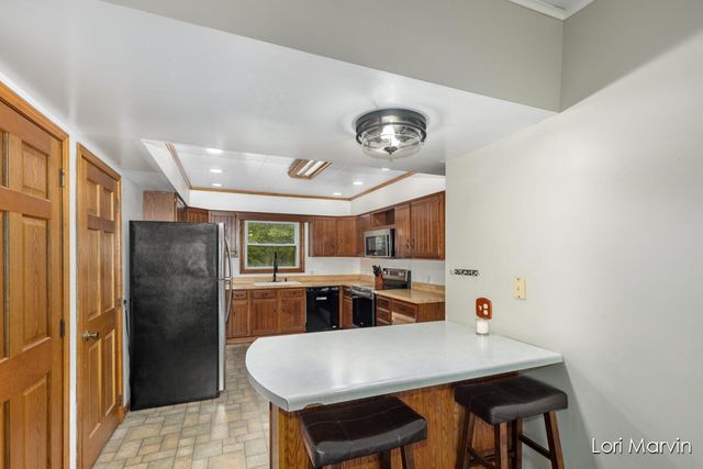 5479 W 80th Street, Fremont, MI 49412