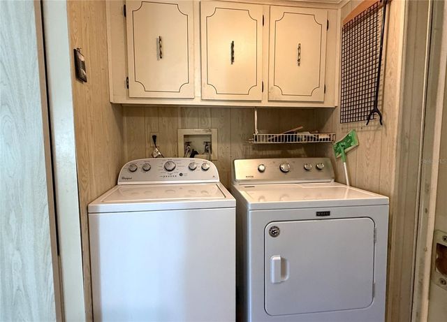 28520 HOLLY AVENUE, Paisley, FL 32767