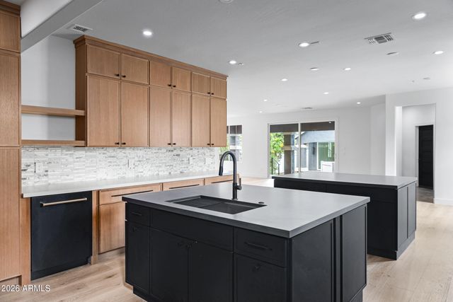 2974 E Camellia Drive, Gilbert, AZ 85296