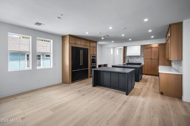 2974 E Camellia Drive, Gilbert, AZ 85296