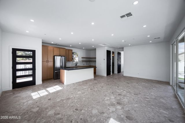 2974 E Camellia Drive, Gilbert, AZ 85296