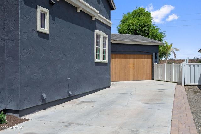 2974 E Camellia Drive, Gilbert, AZ 85296