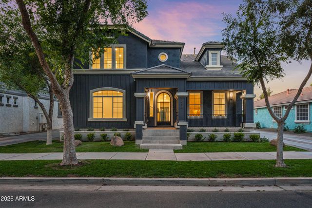 2974 E Camellia Drive, Gilbert, AZ 85296