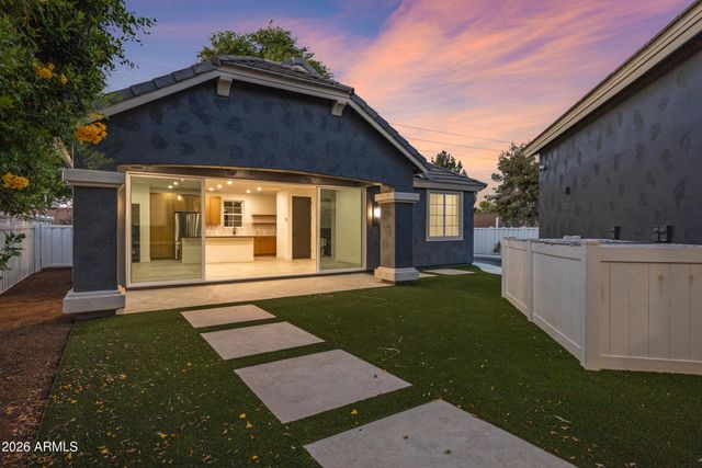 2974 E Camellia Drive, Gilbert, AZ 85296