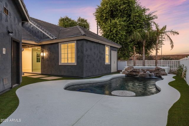 2974 E Camellia Drive, Gilbert, AZ 85296