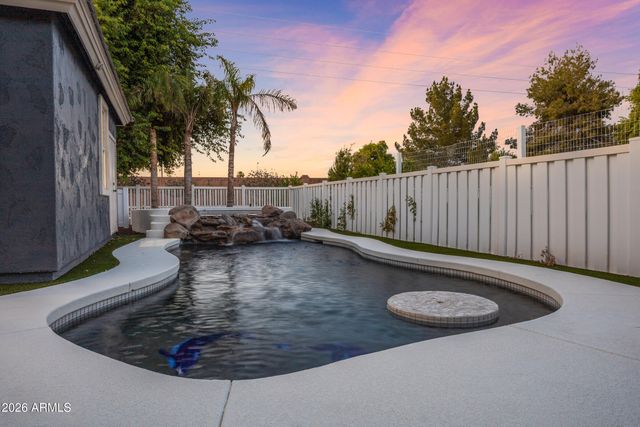 2974 E Camellia Drive, Gilbert, AZ 85296