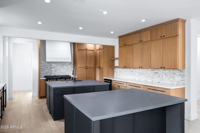 2974 E Camellia Drive, Gilbert, AZ 85296