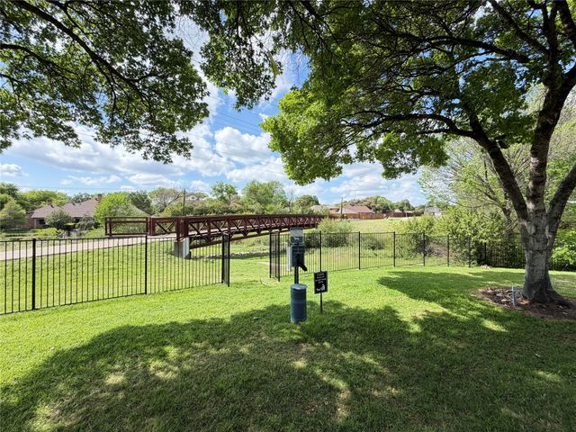 17490 Meandering Way 1102, Dallas, TX 75252