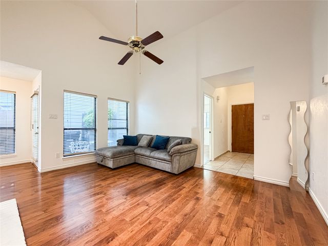 17490 Meandering Way 1102, Dallas, TX 75252