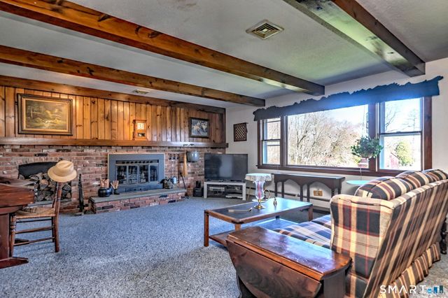 55 East Rutland Road, Milford, CT 06461