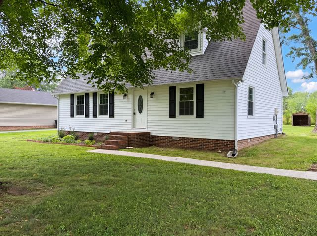 108 Lemont Ln, Tullahoma, TN 37388