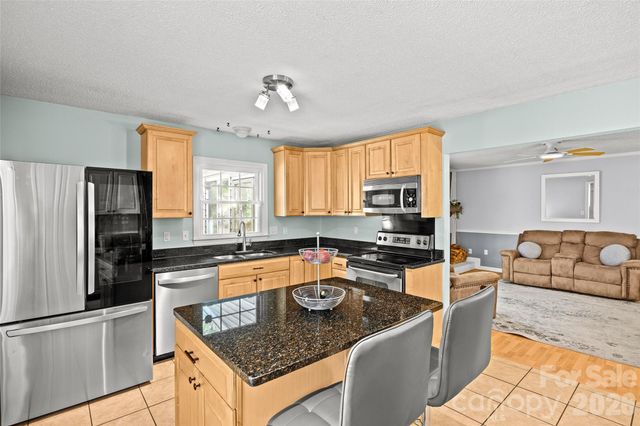 430 Bass Lane, Charlotte, NC 28270