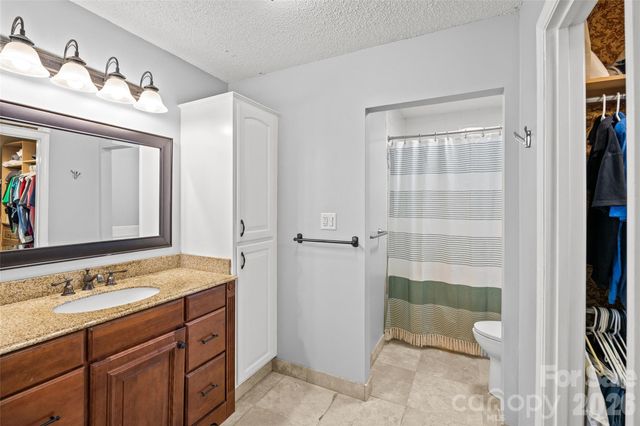 430 Bass Lane, Charlotte, NC 28270